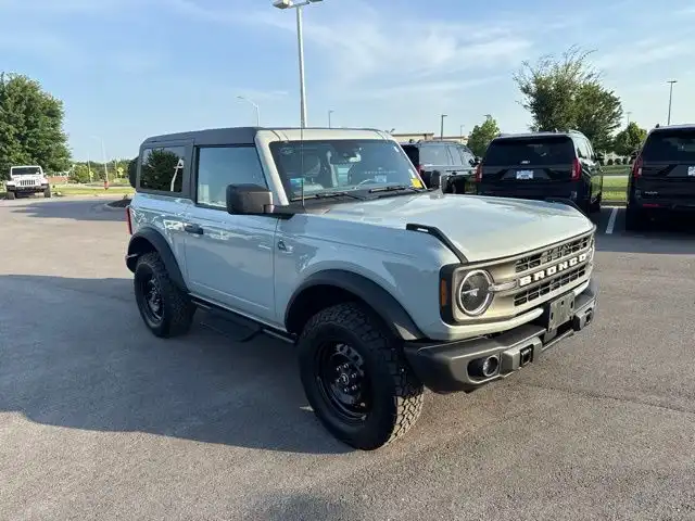 2023 Ford Bronco Black Diamond Advanced Mid (322A) 4x4's photo