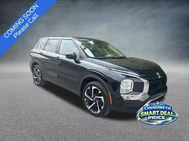 2024 Mitsubishi Outlander SE S-AWC's photo