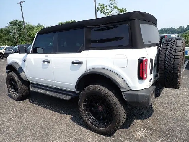 2023 Ford Bronco Wildtrak 4x4 photo 4