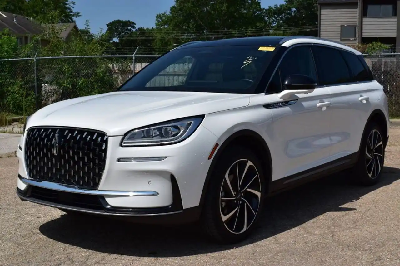 2023 Lincoln Corsair Reserve AWD's photo