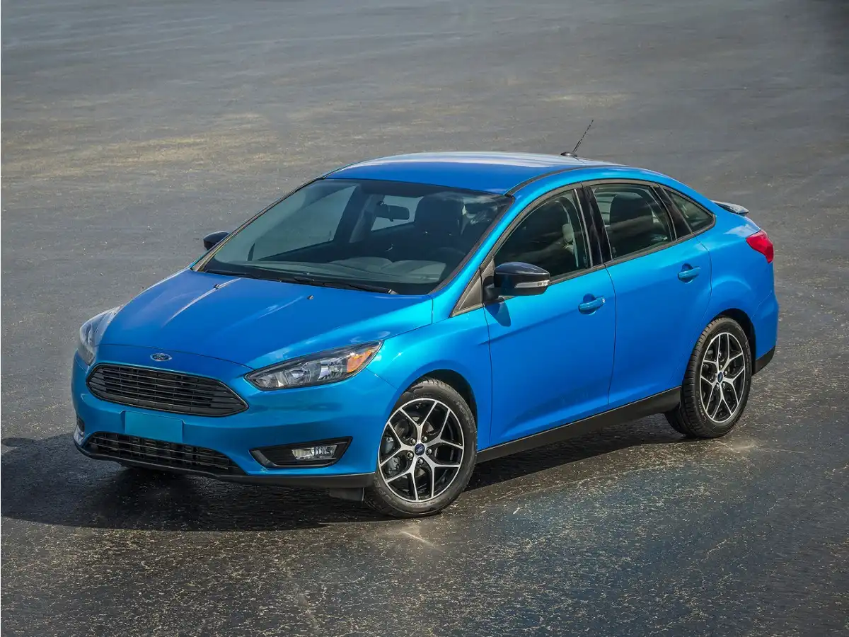 2015 Ford Focus Sedan SE's photo