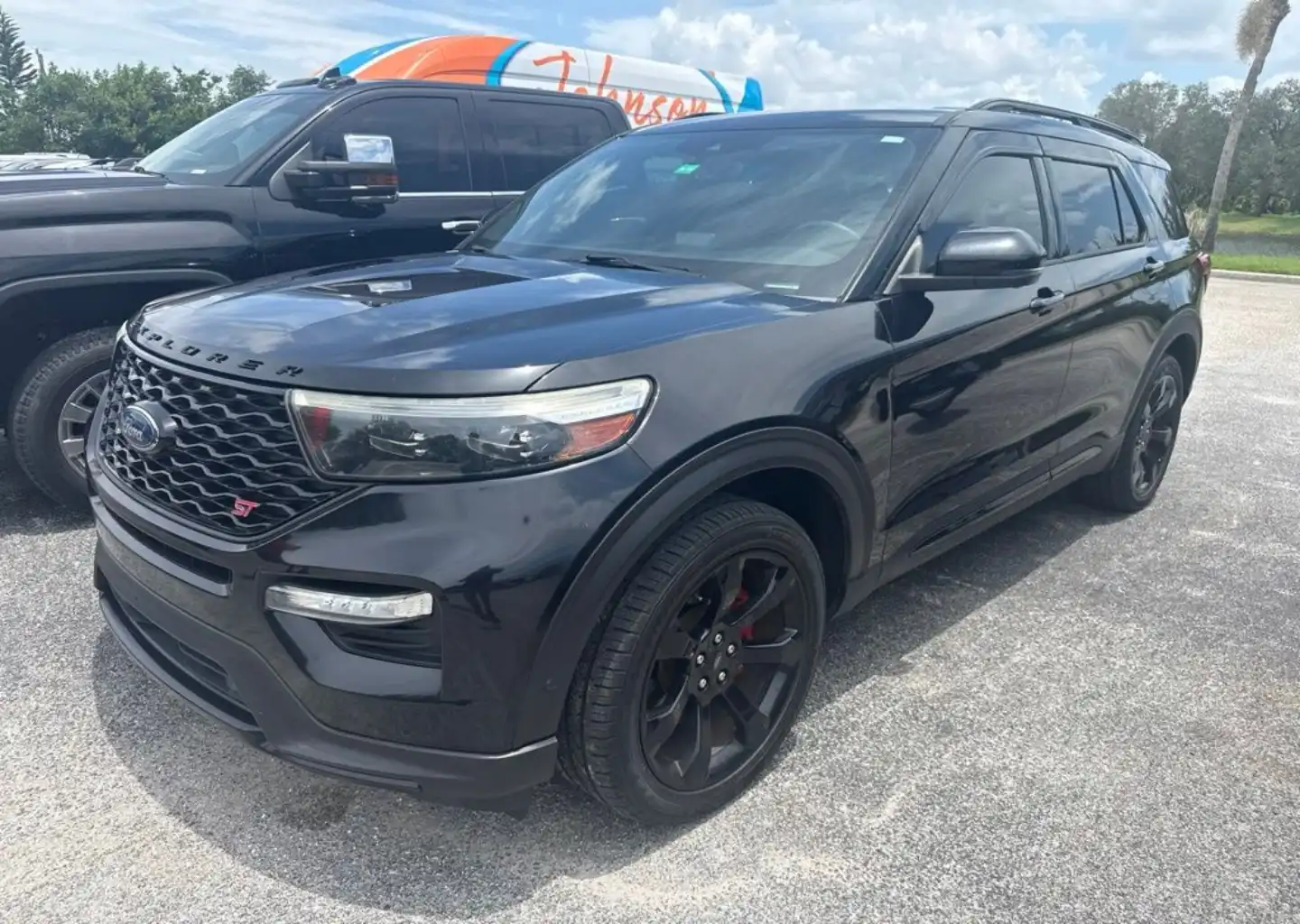 2020 Ford Explorer ST 4WD's photo