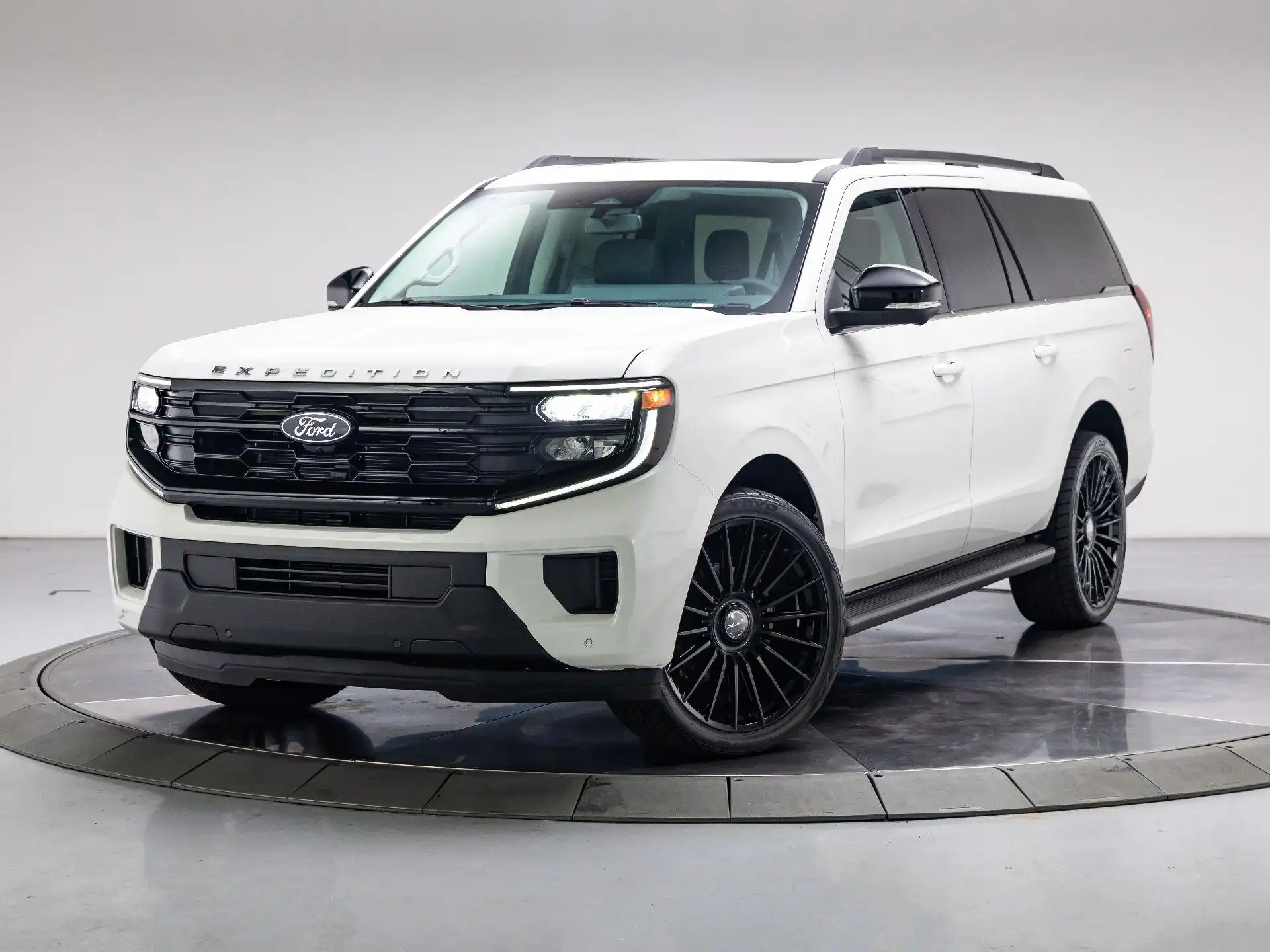 2026 Ford Expedition Active MAX 4x4's photo
