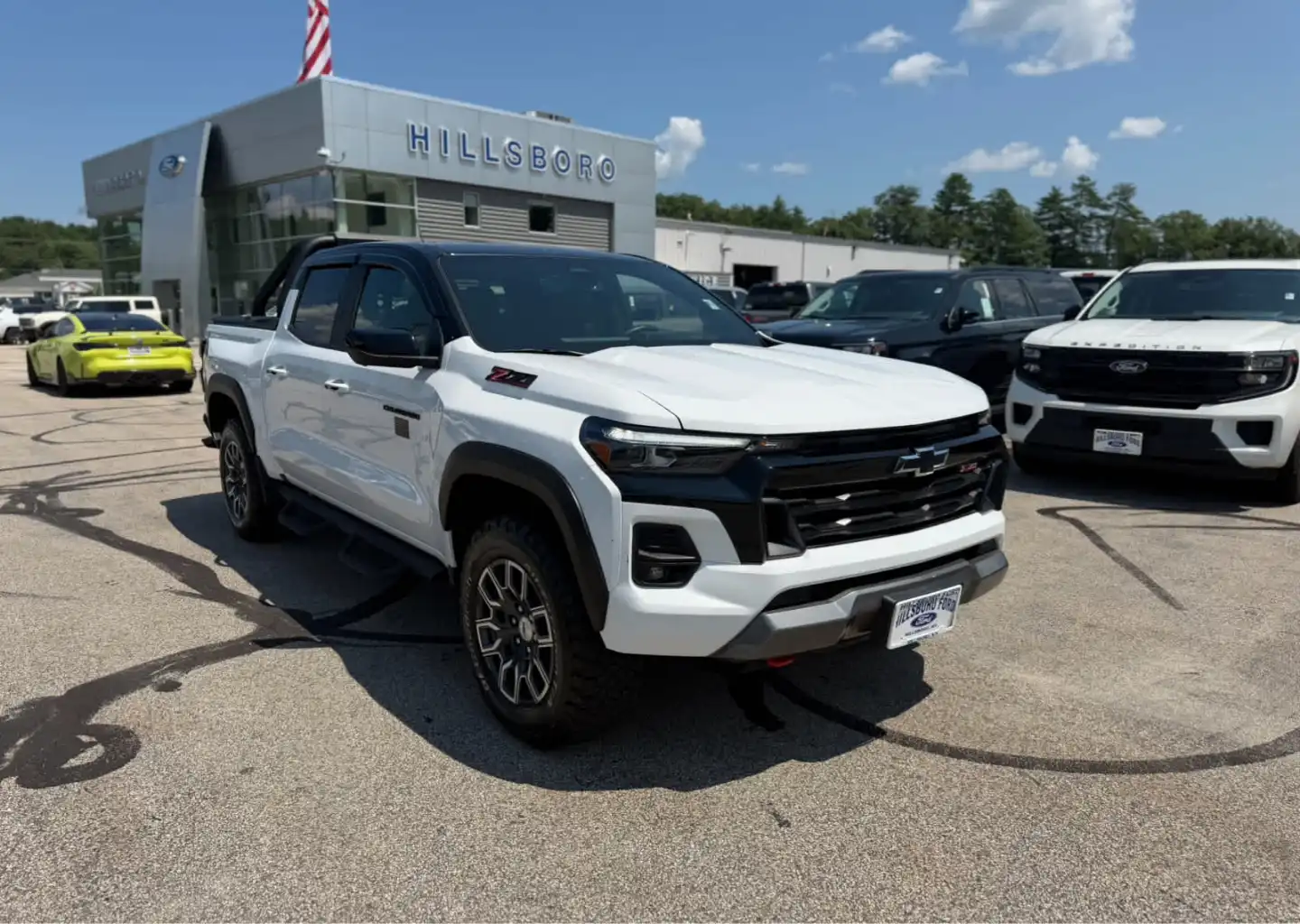 2025 Chevrolet Colorado 4WD Z71 Crew Cab Short Box's photo