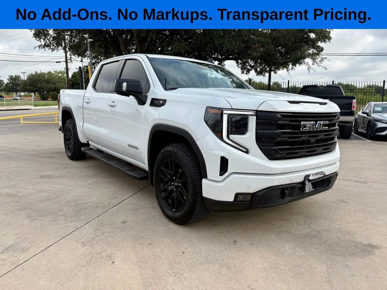 2026 GMC Sierra 4WD Crew Cab Standard Box Elevation's photo
