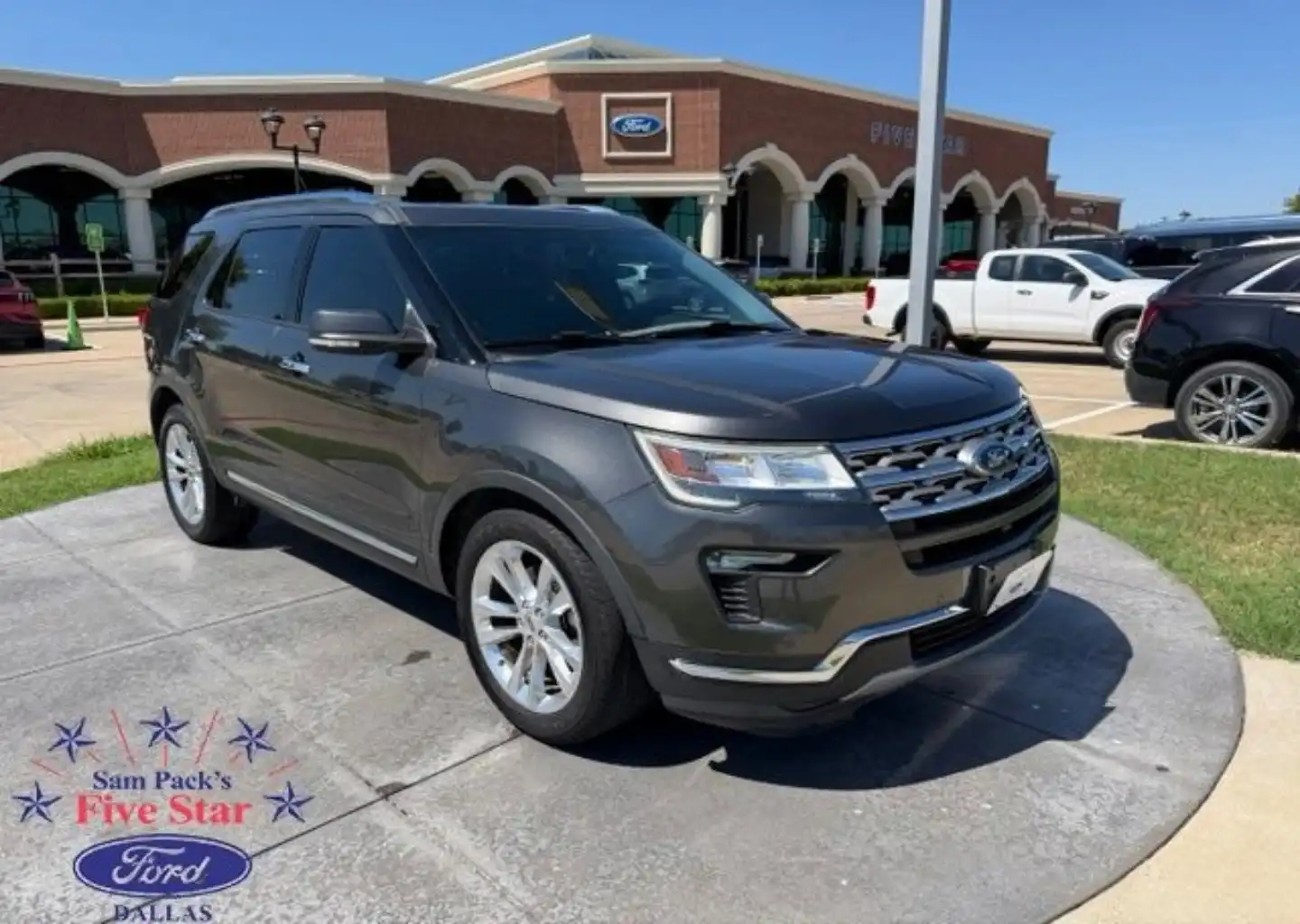 2018 Ford Explorer Limited FWD's photo