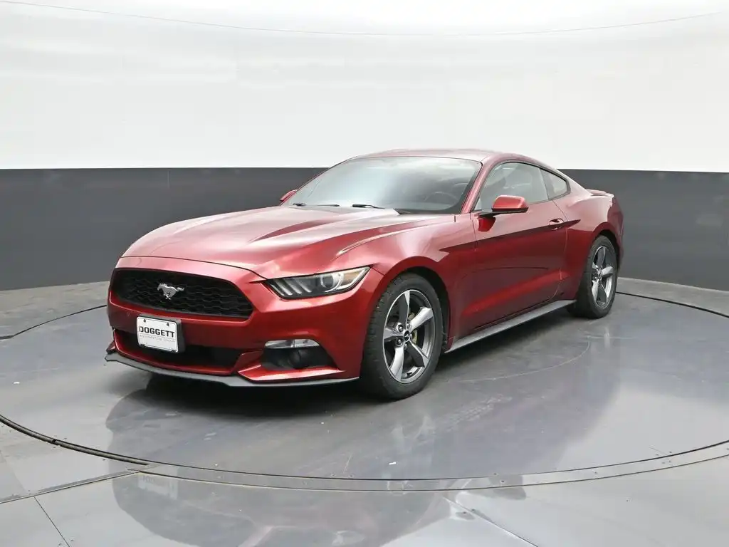 2016 Ford Mustang V6 Coupe's photo