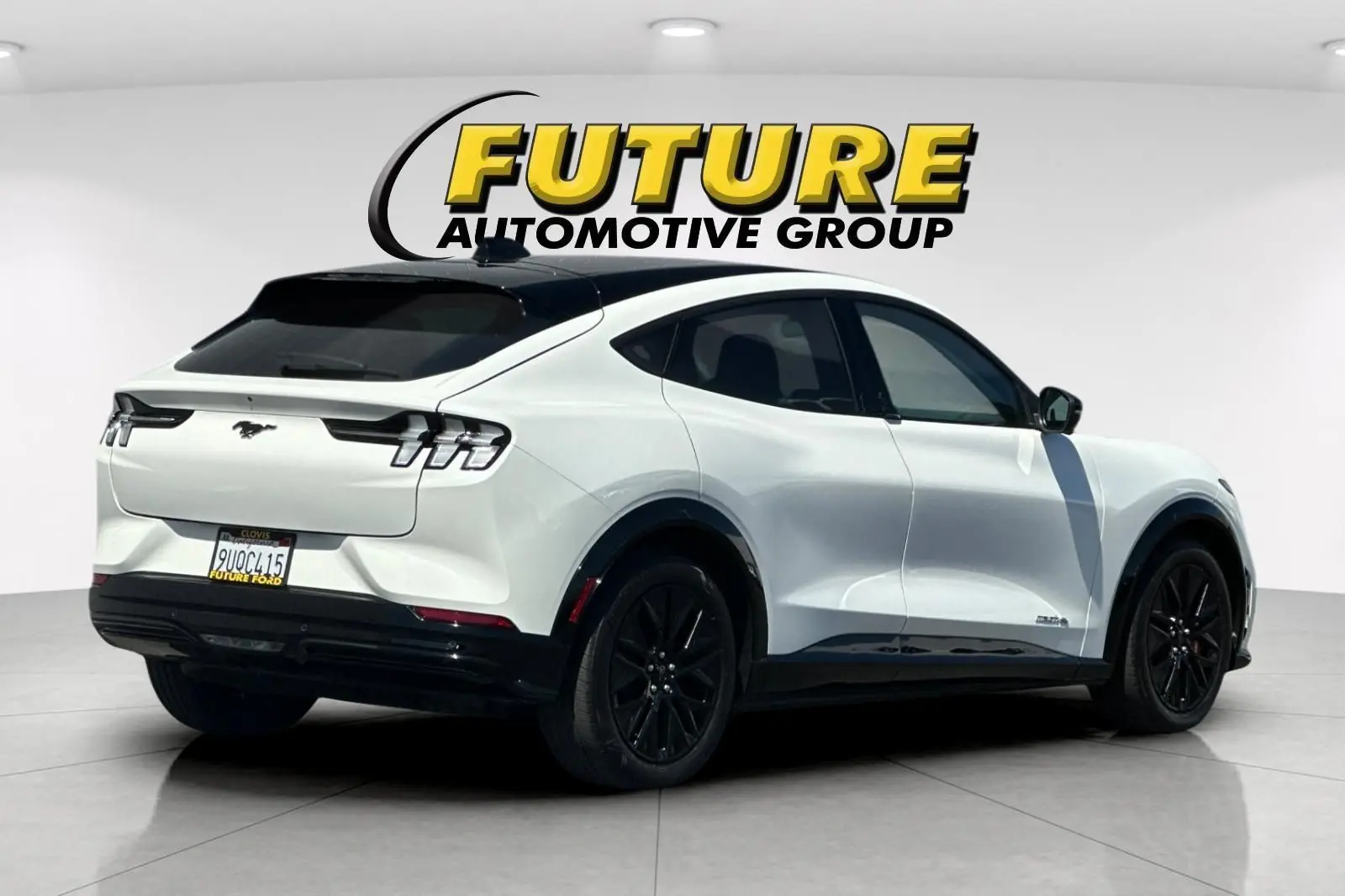 2025 Ford Mustang-Mach-e Premium photo 3