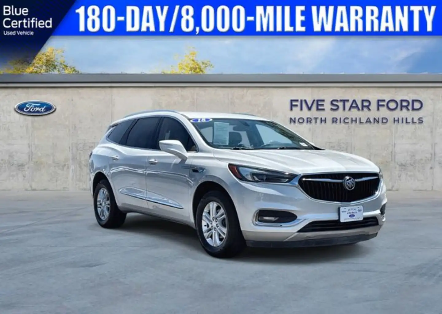2018 Buick Enclave Essence's photo