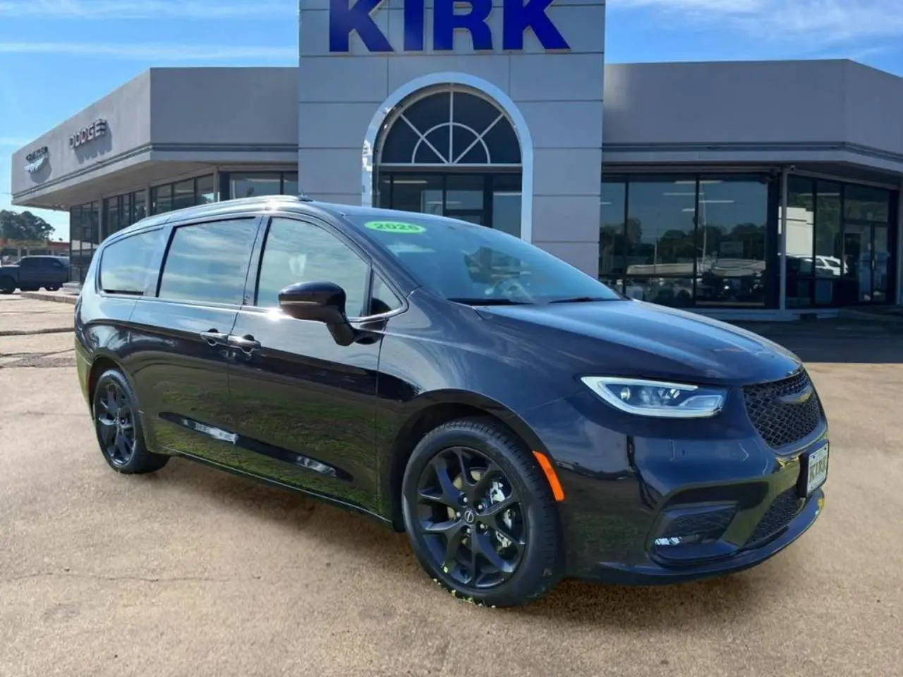2026 Chrysler Pacifica Select photo 4