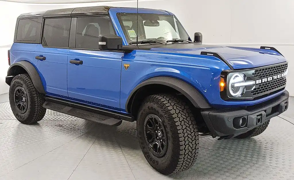 2025 Ford Bronco Badlands 4x4's photo