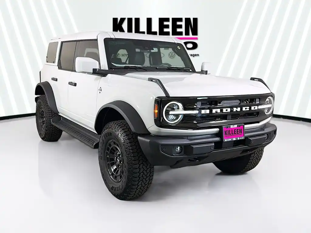 2026 Ford Bronco Outer Banks 4x4's photo