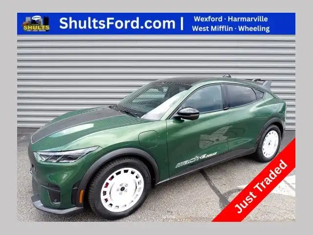 2025 Ford Mustang-Mach-e GT's photo
