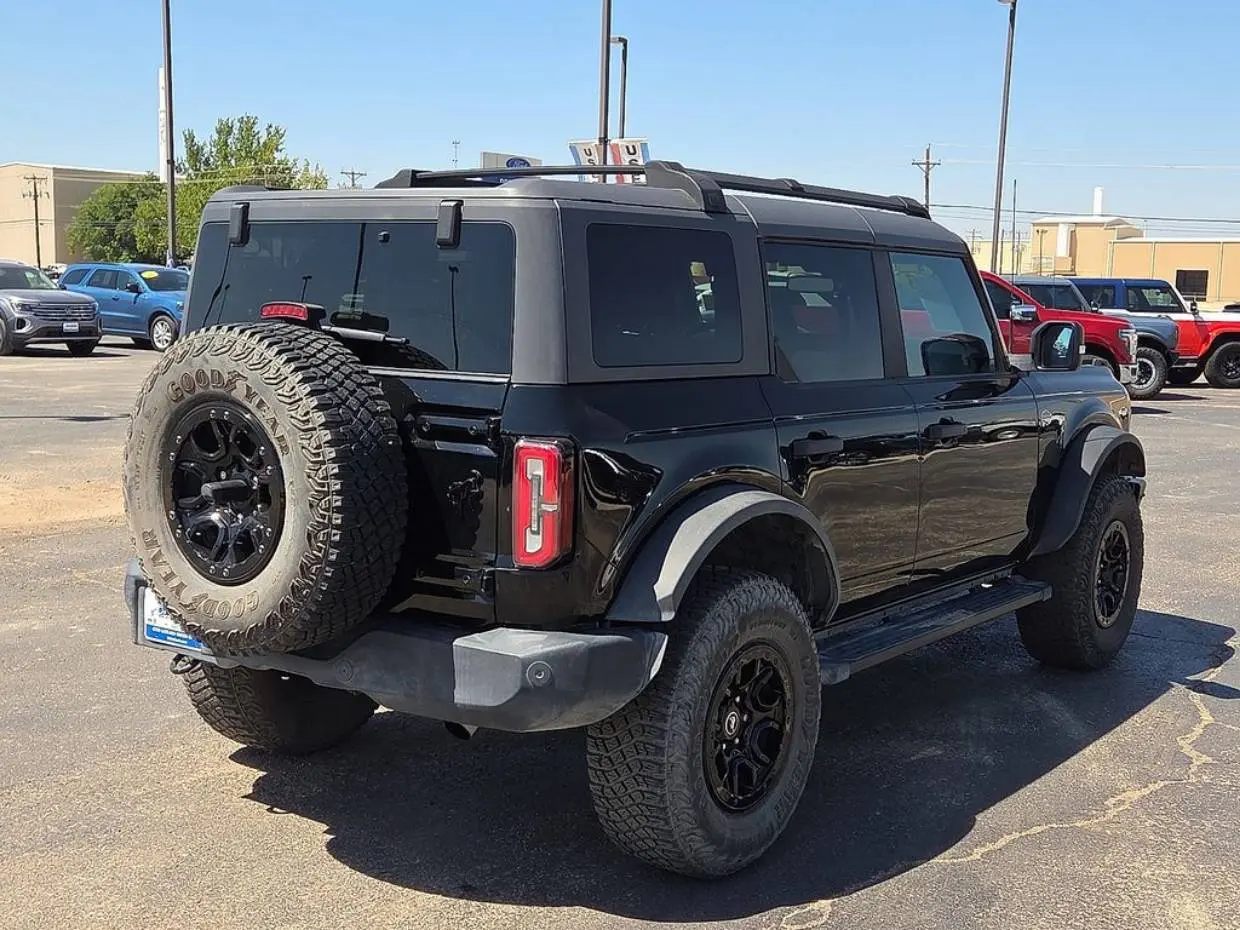 2023 Ford Bronco Wildtrak 4x4 photo 5