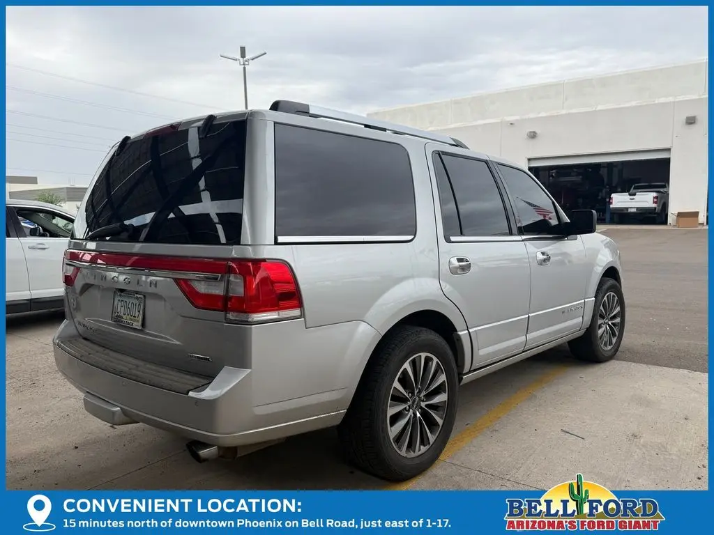 2015 Lincoln Navigator 4x4 photo 4