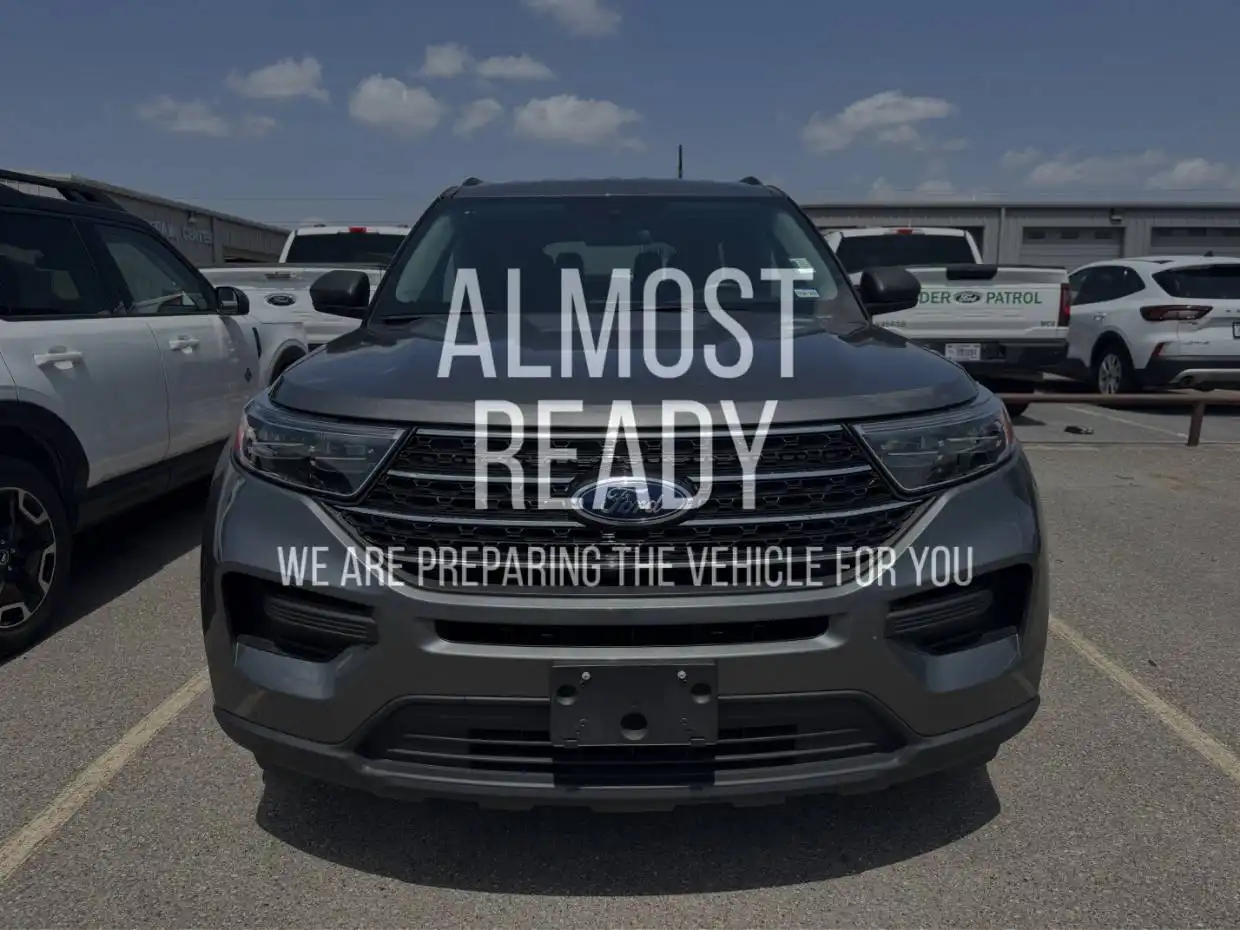 2024 Ford Explorer XLT RWD's photo