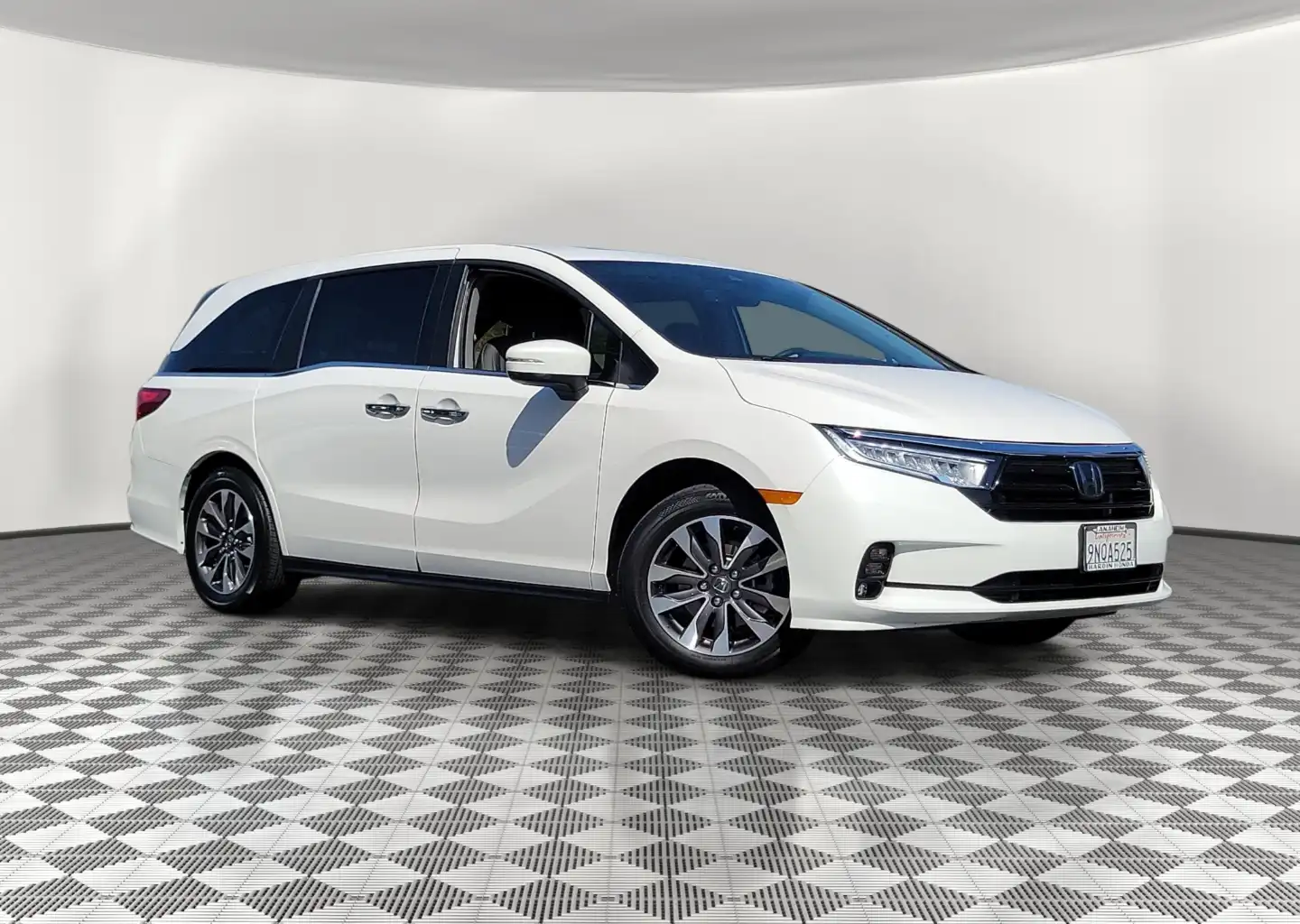 2024 Honda Odyssey EX-L's photo