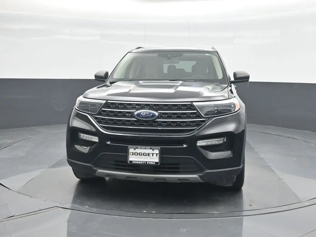 2021 Ford Explorer XLT RWD photo 5