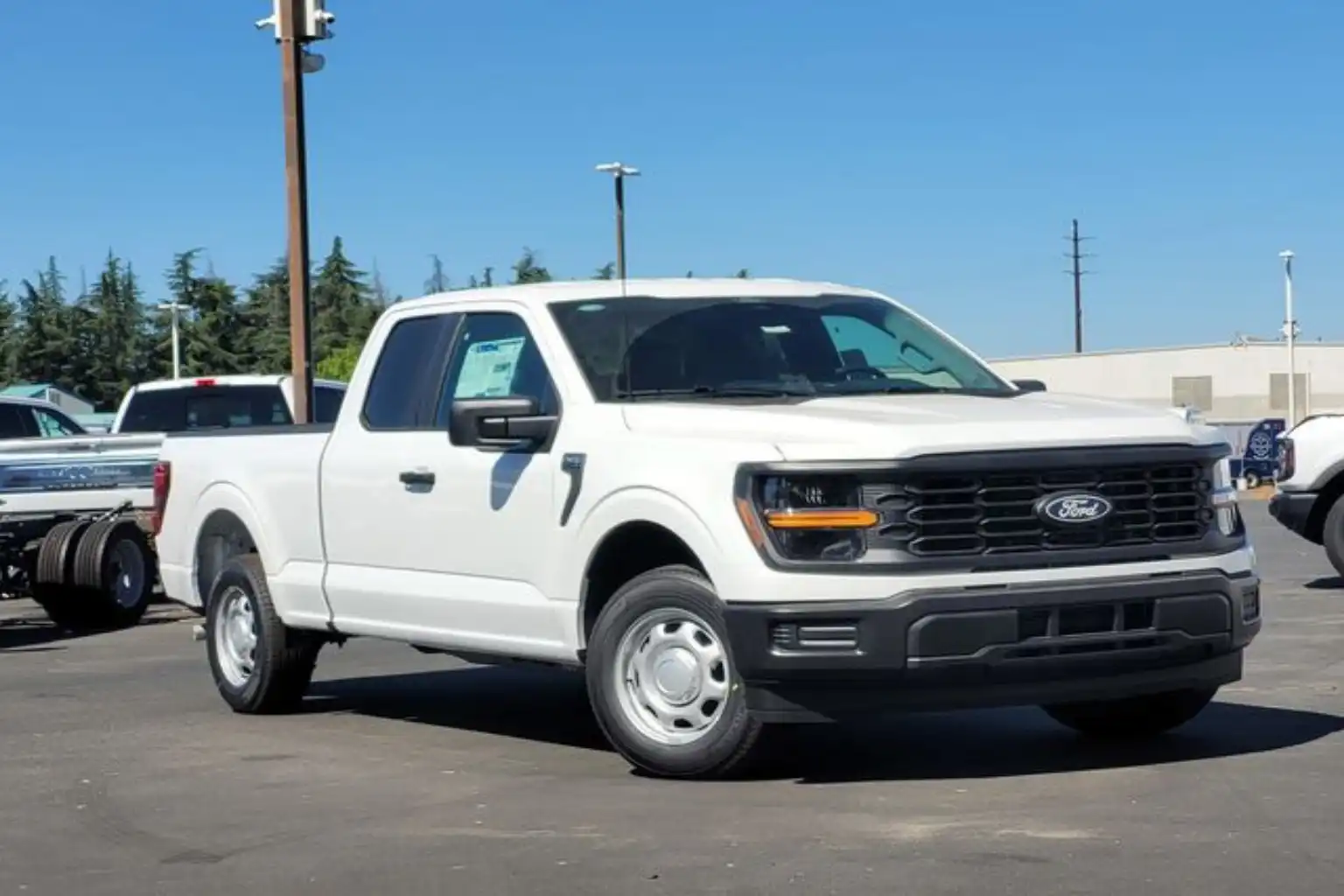 2026 Ford Maverick XL FWD's photo