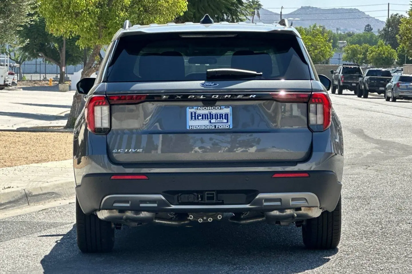 2026 Ford Explorer undefined photo 5