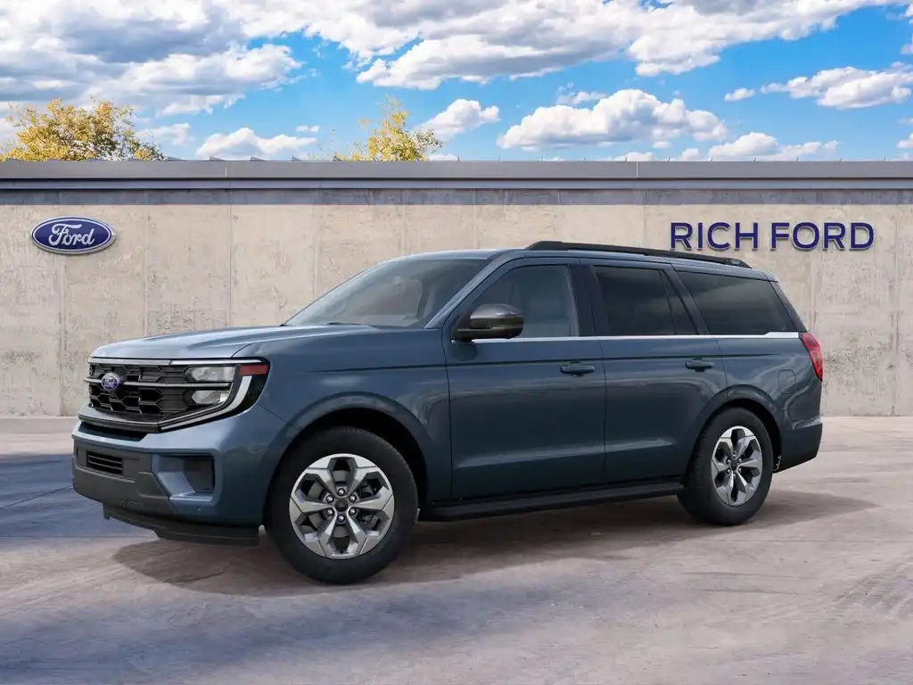 2027 Ford Expedition Active 4x4's photo