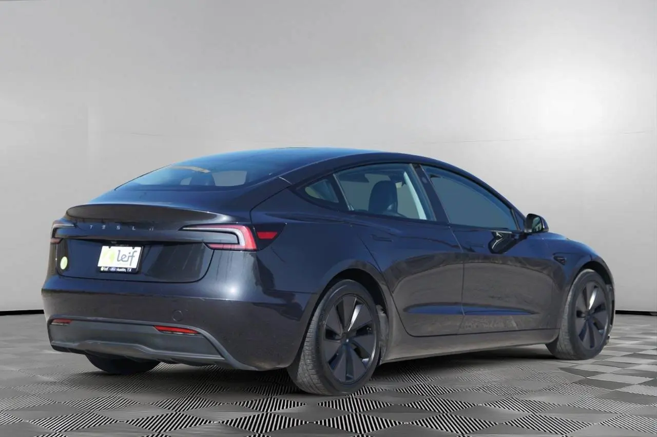 2024 Tesla Model 3 Base photo 5
