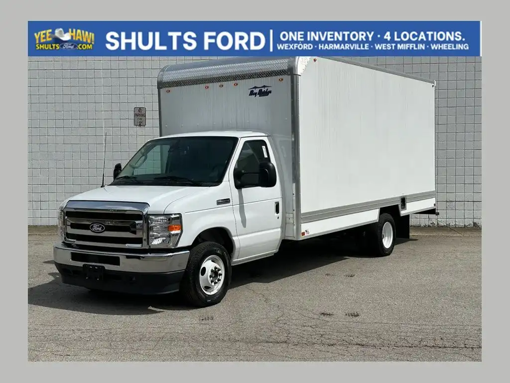 2026 Ford E-Series DRW E-350 Super Duty 176 in WB's photo