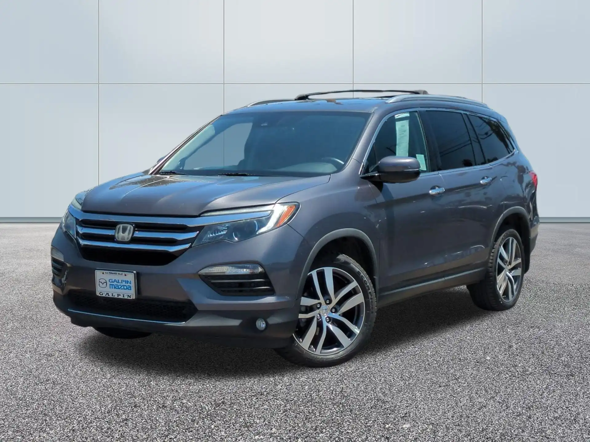 2017 Honda Pilot 4WD Touring's photo