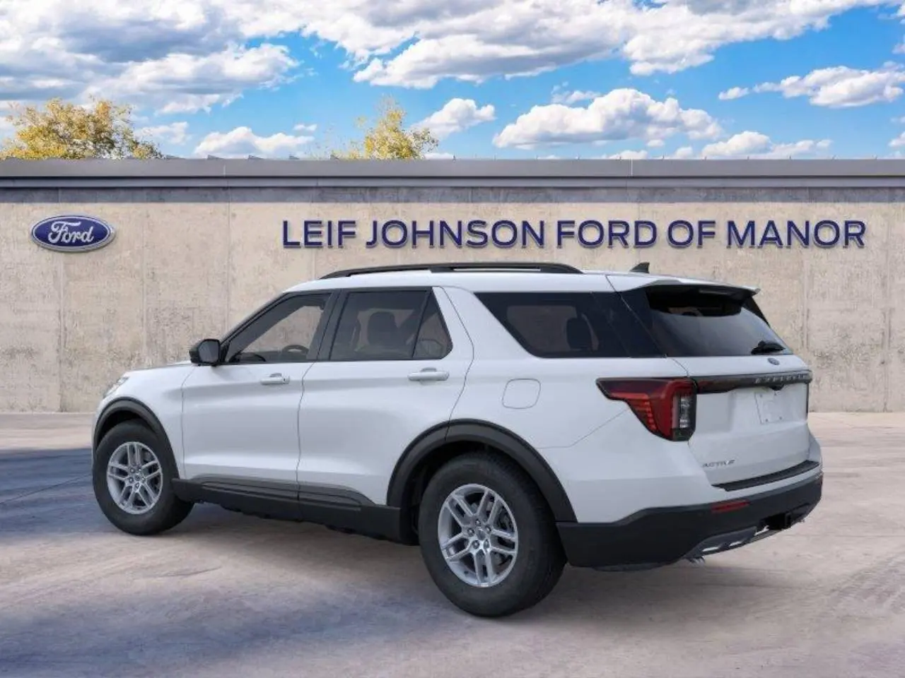 2026 Ford Explorer undefined photo 4