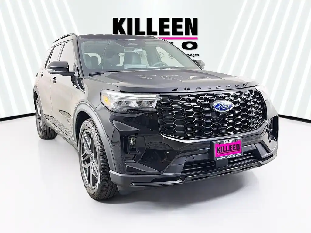 2026 Ford Explorer ST-LINE RWD's photo