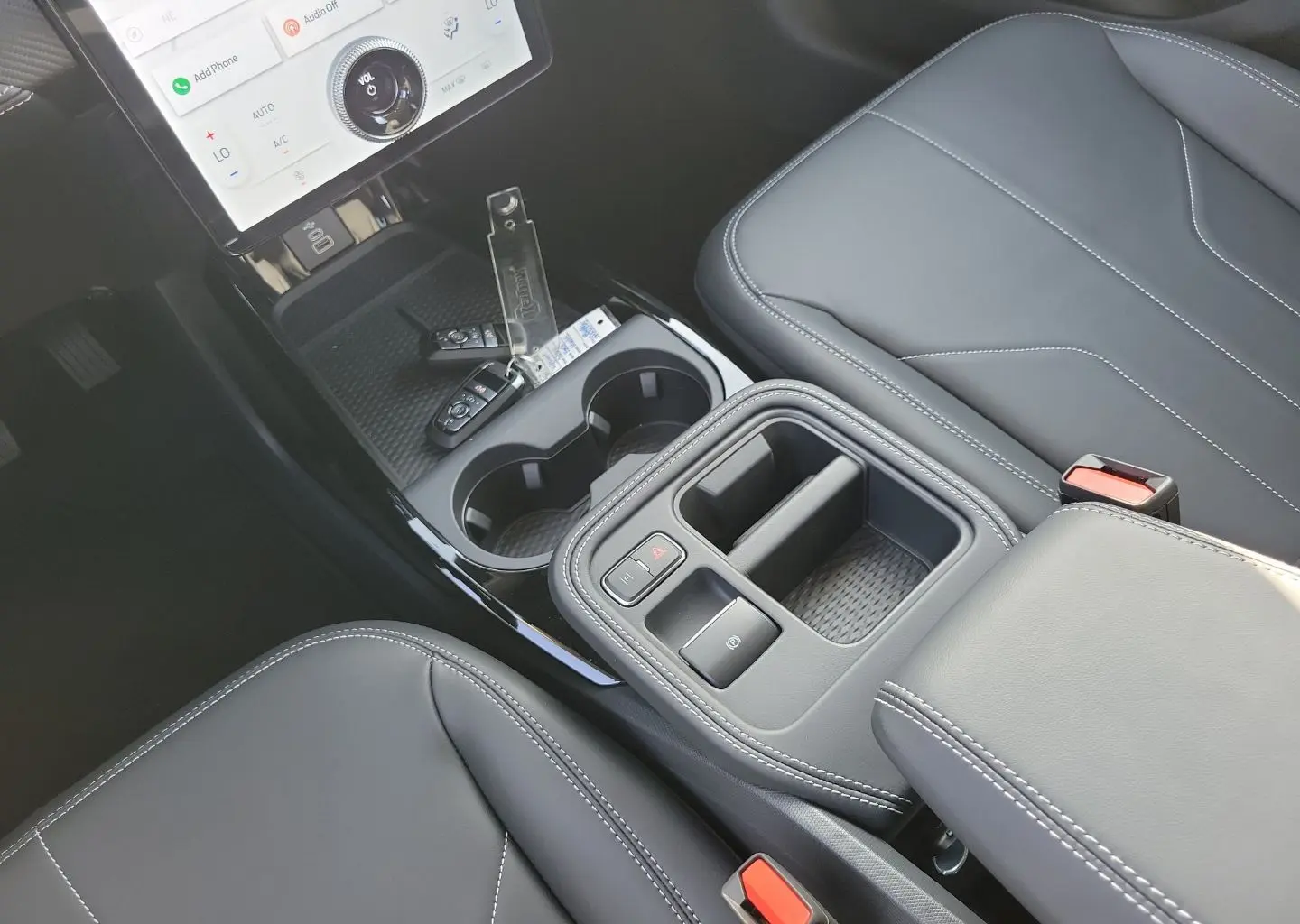 2026 Ford Mustang-Mach-e Select photo 5