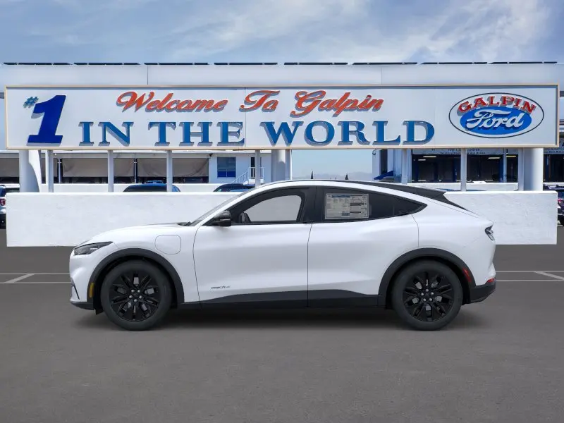 2026 Ford Mustang-Mach-e Select photo 3