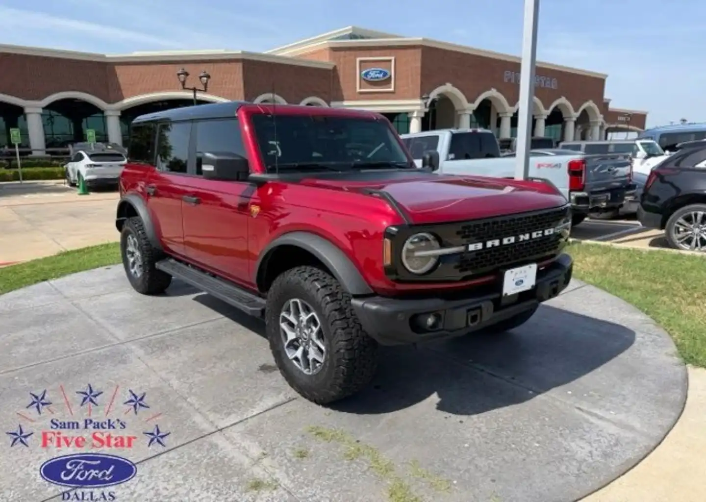 2025 Ford Bronco Badlands 4x4's photo