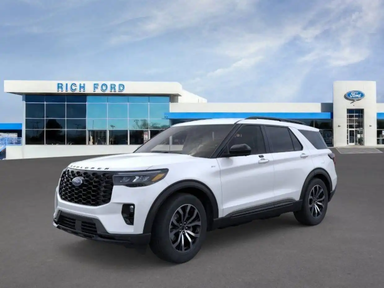 2026 Ford Explorer ST-LINE 4WD's photo