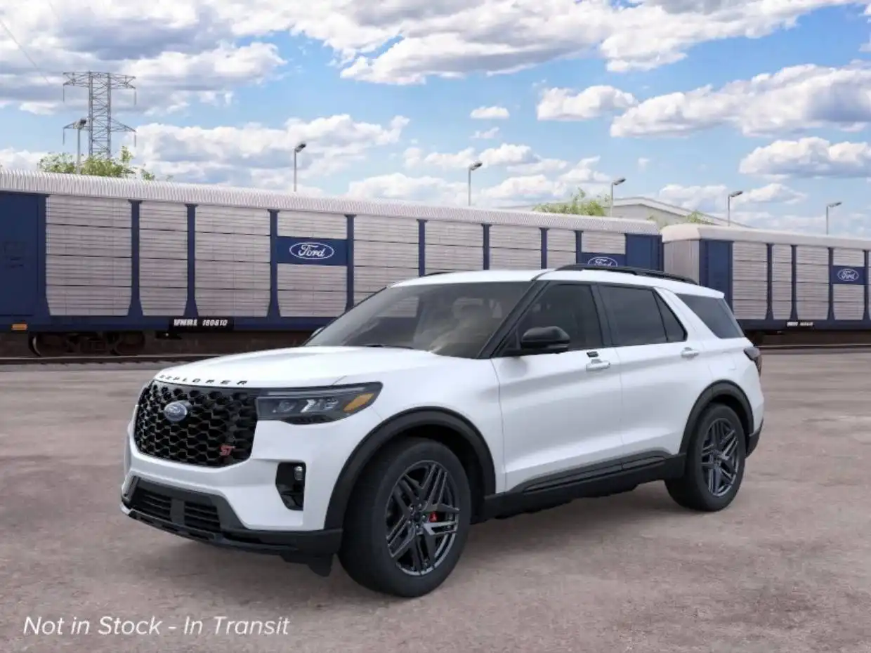 2026 Ford Explorer ST 4WD's photo