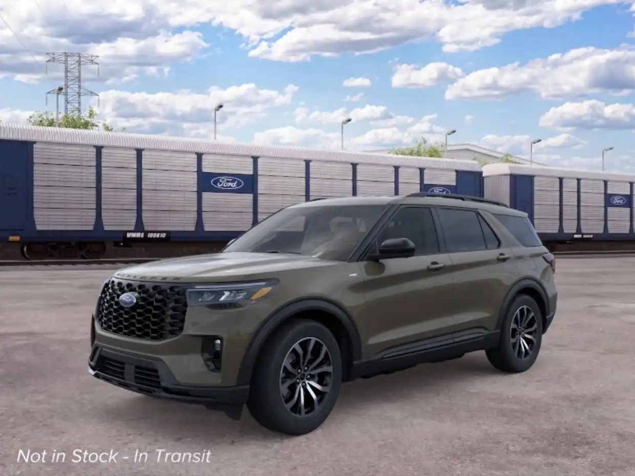 2026 Ford Explorer ST-LINE RWD's photo