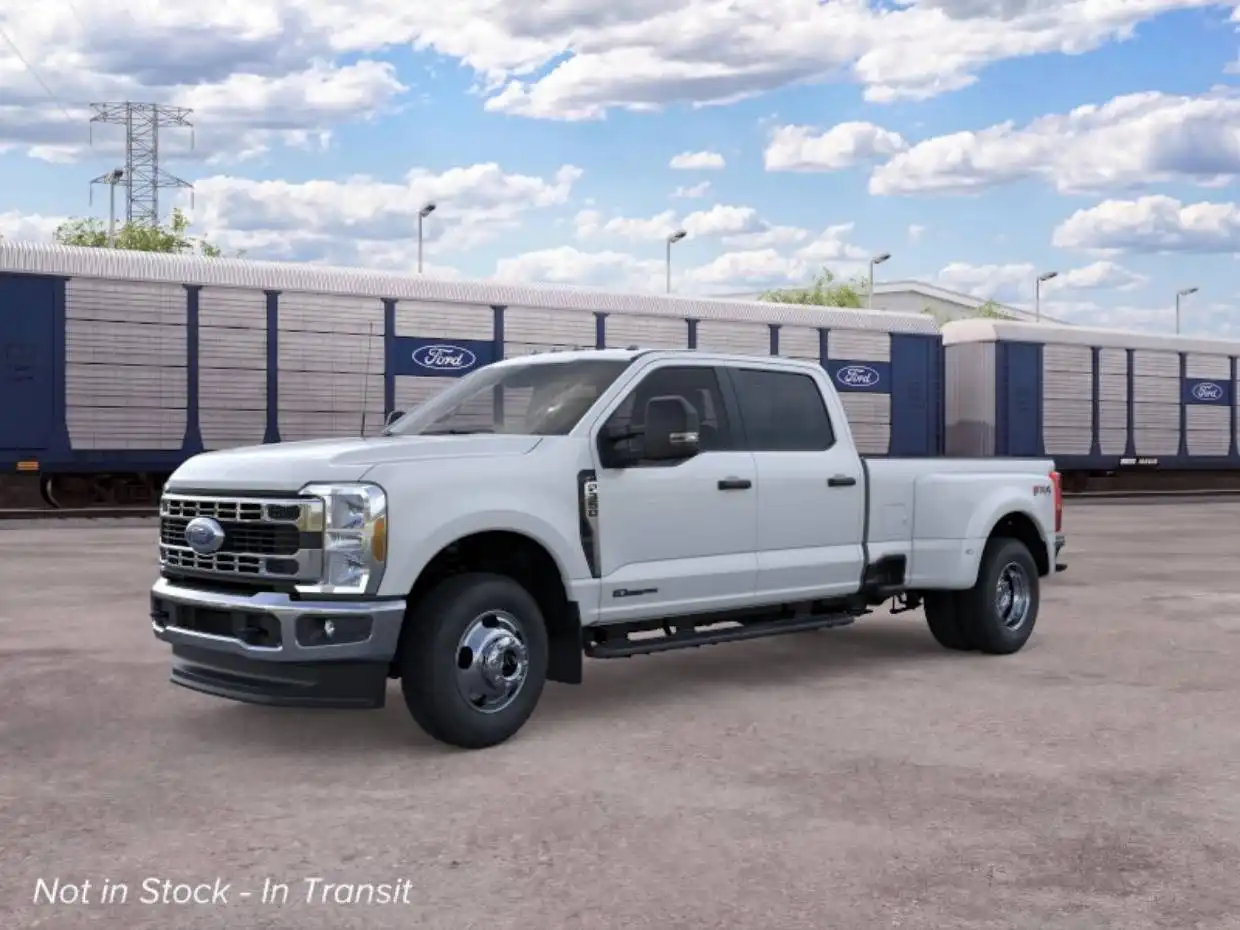 2026 Ford F-350 XLT 4x4 Crew Cab 8' Box DRW's photo