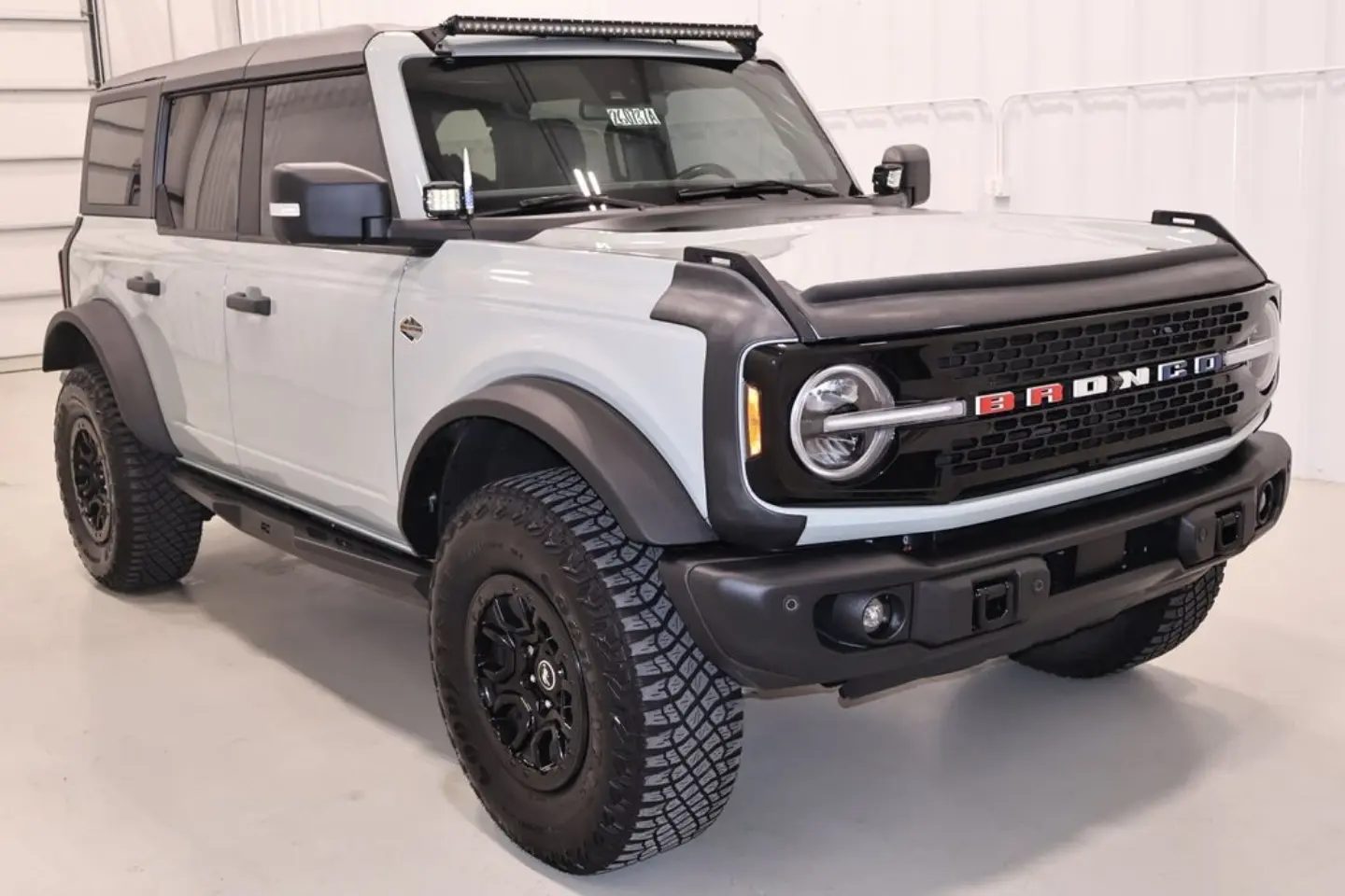 2023 Ford Bronco Wildtrak 4x4 photo 4