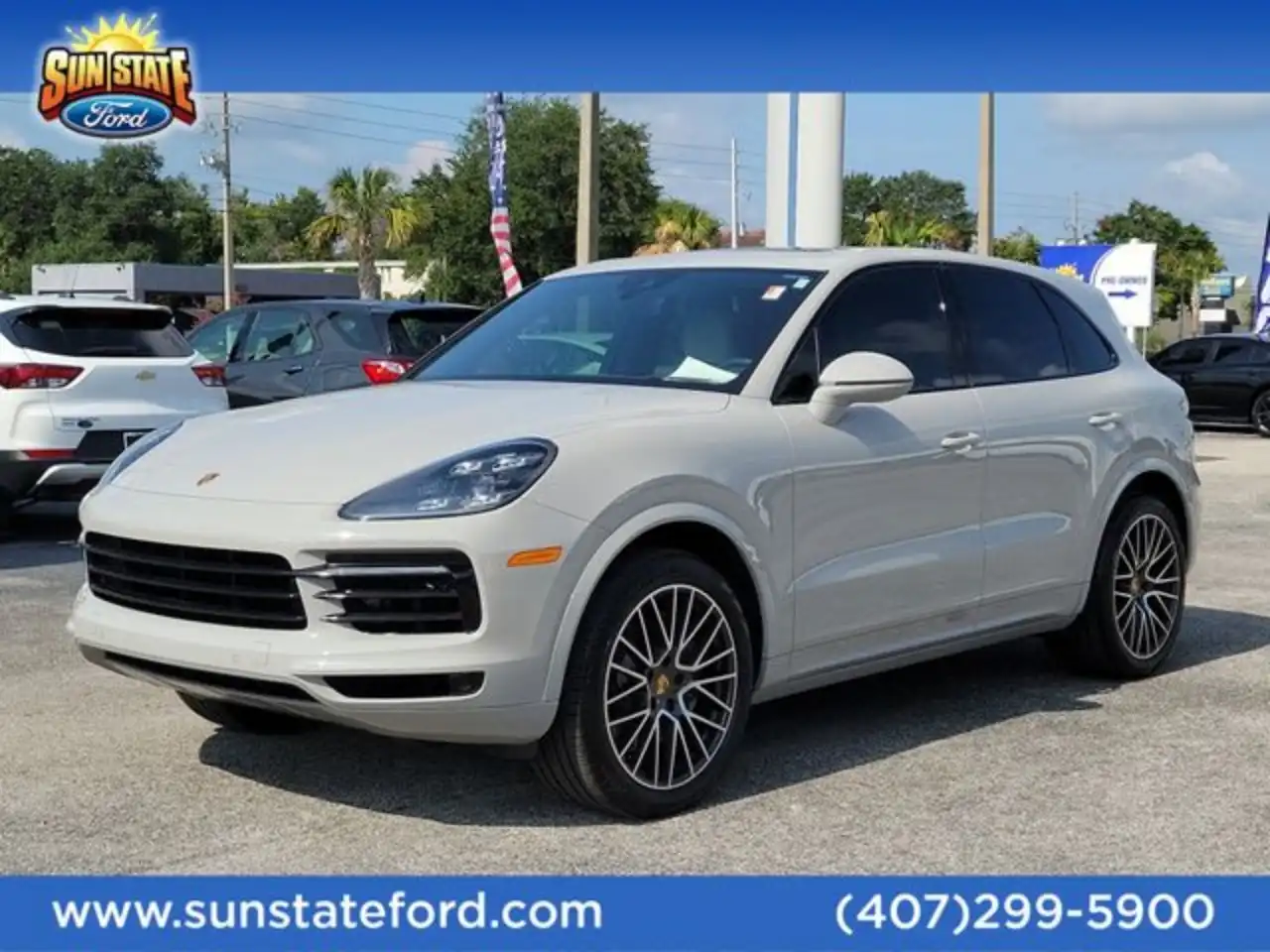 2021 Porsche Cayenne Base's photo