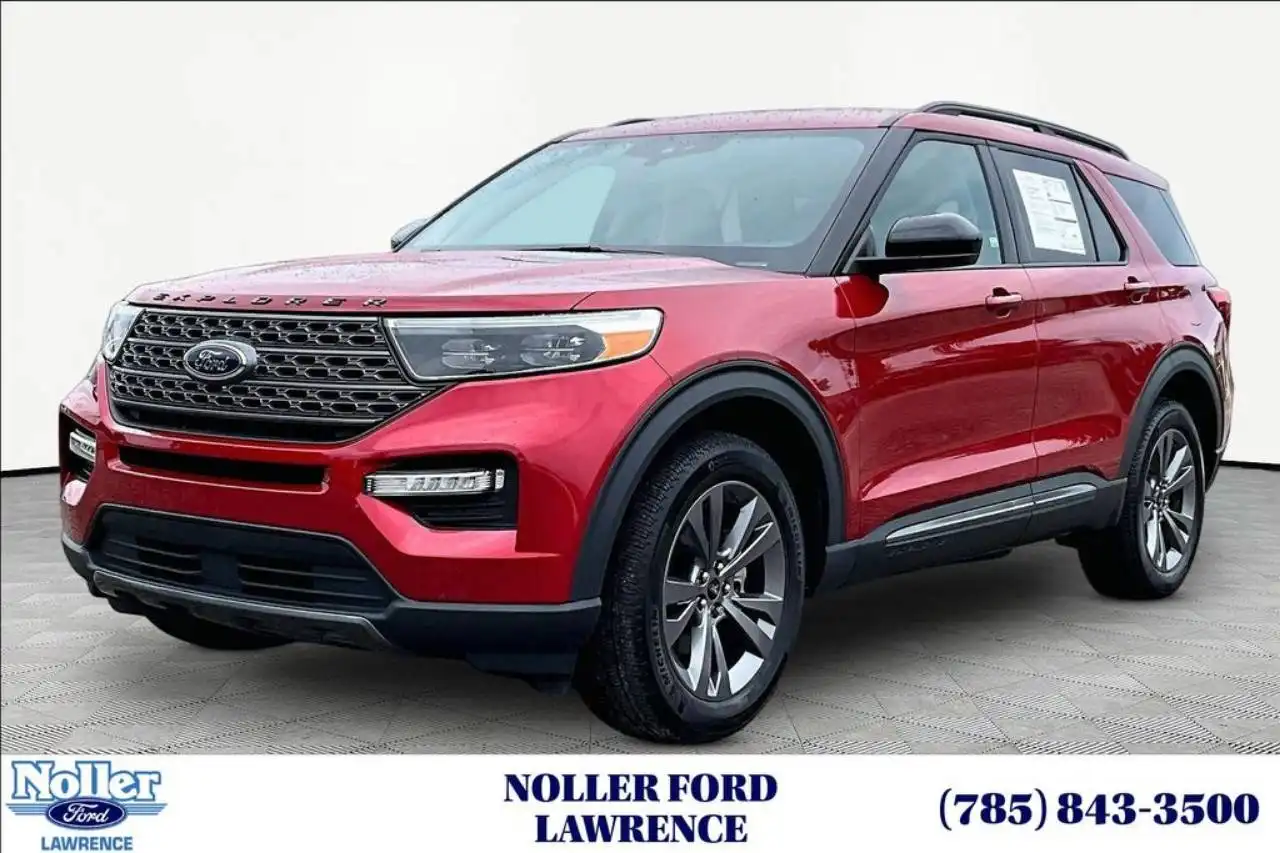 2024 Ford Explorer XLT 4WD's photo