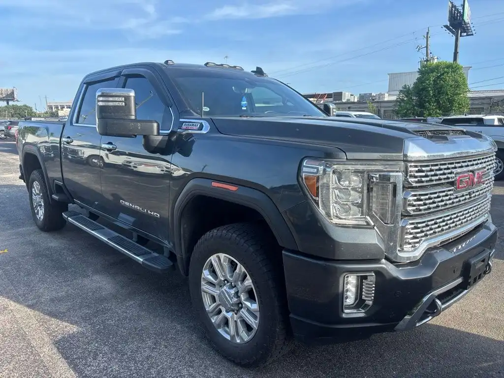 2022 GMC Sierra 4WD Crew Cab Standard Box Denali's photo