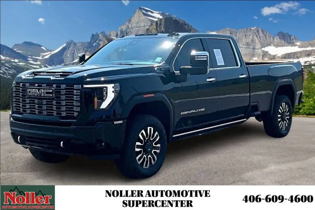 2025 GMC Sierra Denali Ultimate 4WD Crew Cab Long Box SR's photo