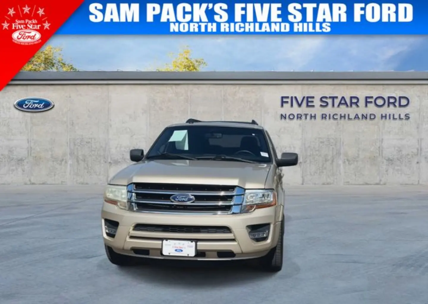 2017 Ford Expedition XLT photo 3