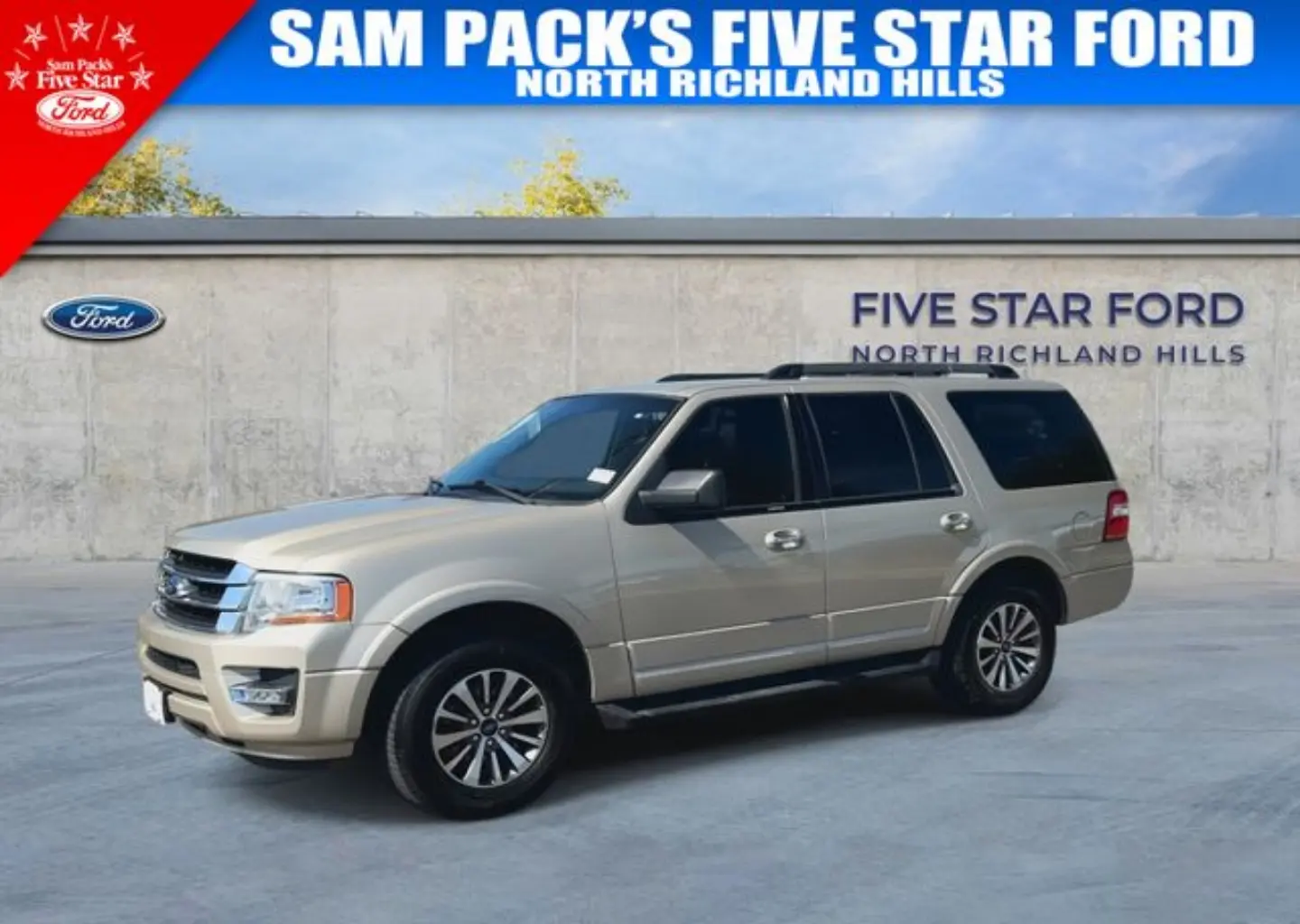 2017 Ford Expedition XLT photo 4