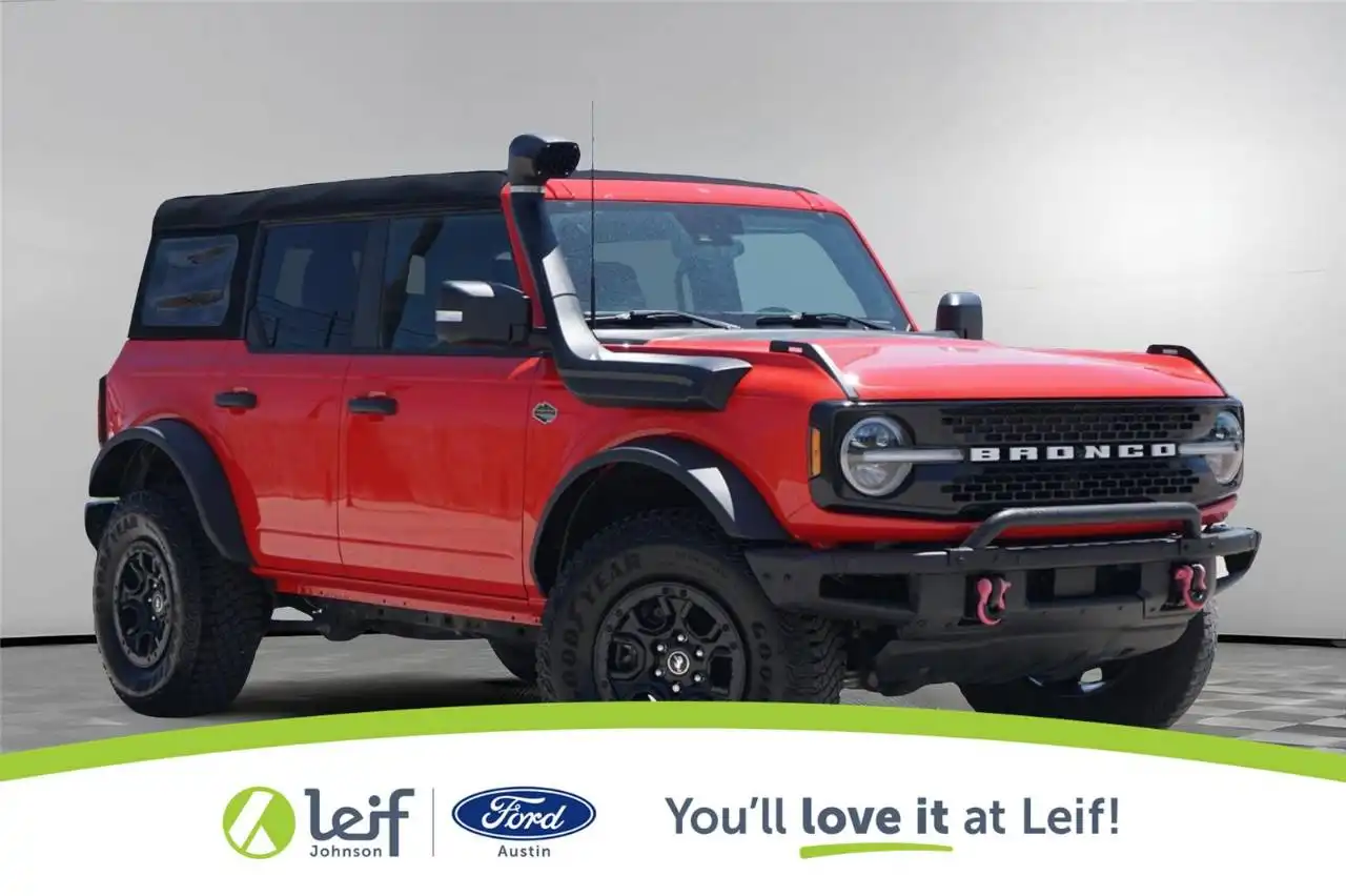 2023 Ford Bronco Wildtrak 4x4's photo