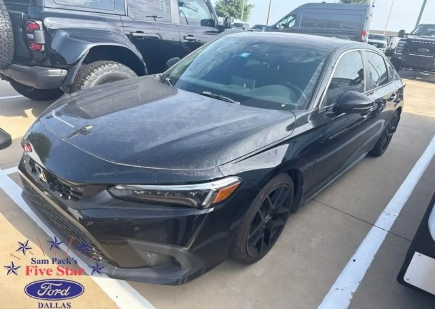2023 Honda Civic Sport Touring CVT's photo