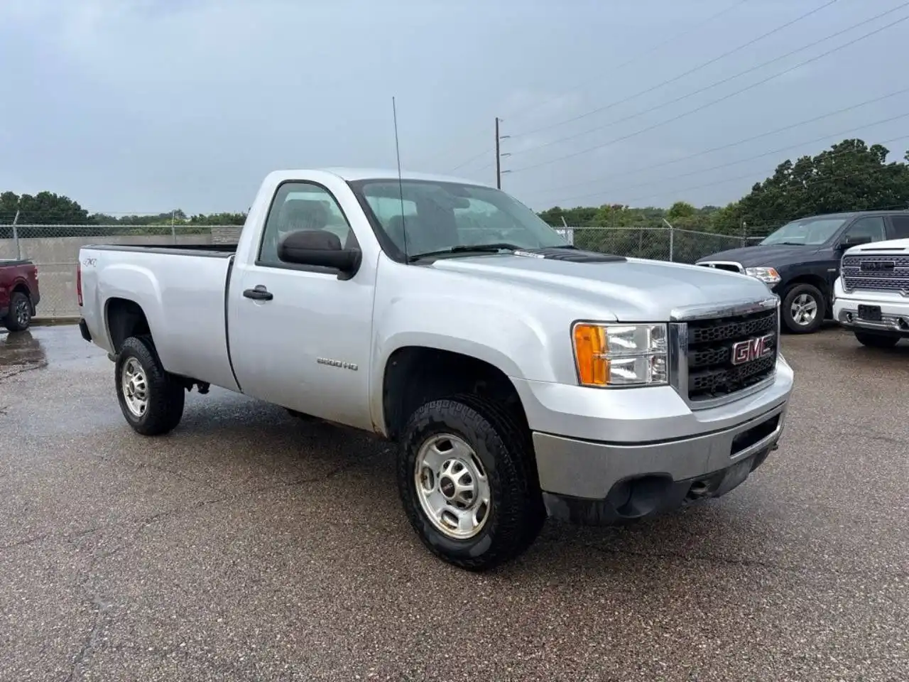 2012 GMC Sierra 4WD Regular Cab Work Truck 8ft's photo