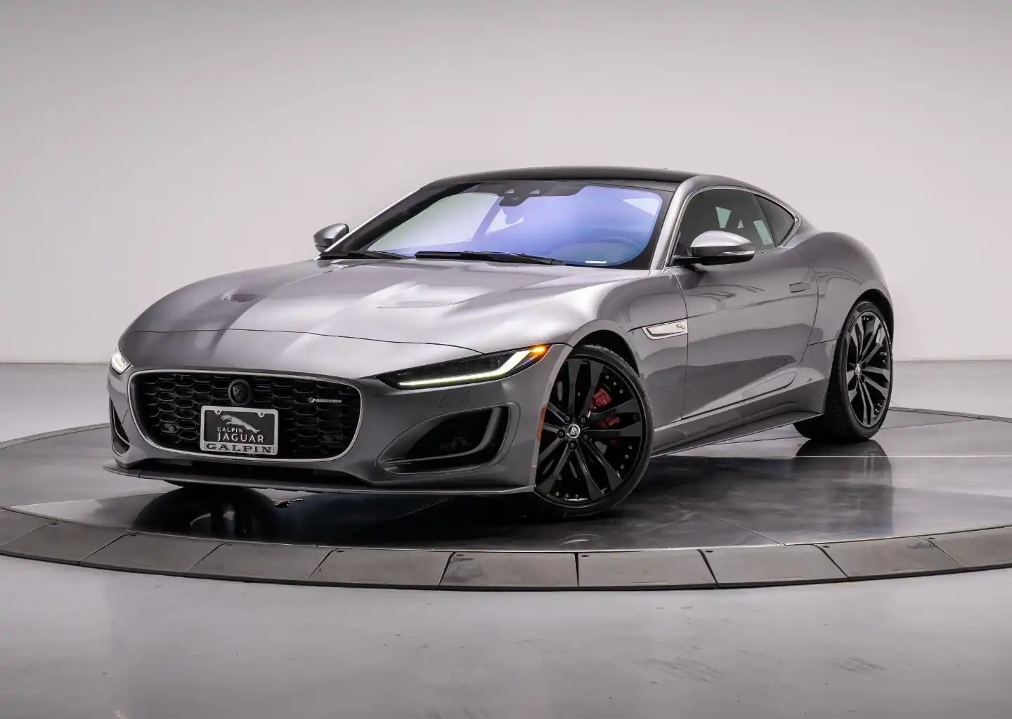 2024 Jaguar F-TYPE P450 R-Dynamic Coupe's photo