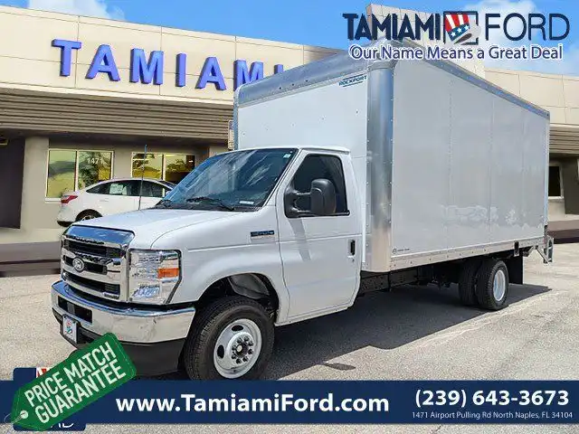 2026 Ford E-Series DRW E-450 Super Duty 176 in WB's photo