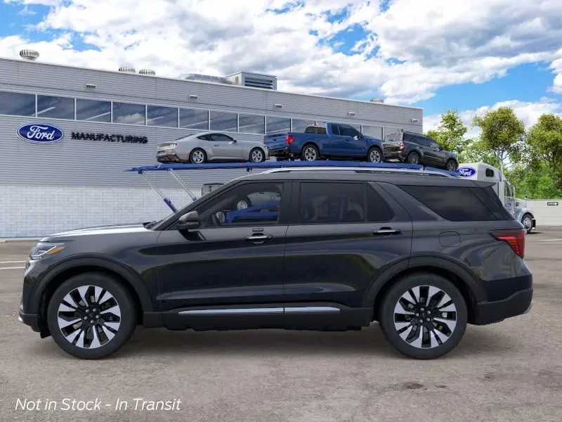 2026 Ford Explorer Platinum 4WD photo 3